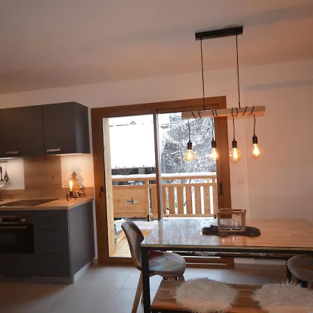 Magnifique 4* Les Gets, 48m², Proche Centre, Balcons, 6 Couchages, Services Inclus - Fr-1-623-20 Apartment *