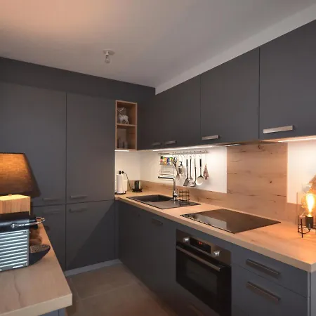 Magnifique 4* Les Gets, 48m², Proche Centre, Balcons, 6 Couchages, Services Inclus - Fr-1-623-20 * Les Gets