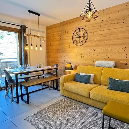 Magnifique 4* Les Gets, 48m², Proche Centre, Balcons, 6 Couchages, Services Inclus - Fr-1-623-20 *